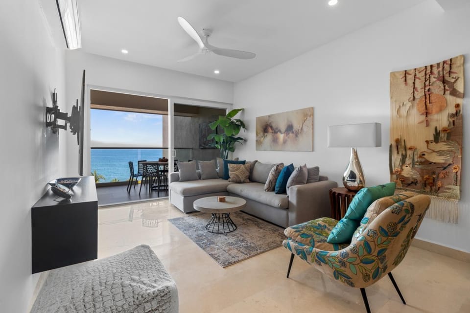 Dream Terrace: Frontal Ocean View and Sunsets House in Puerto Vallarta