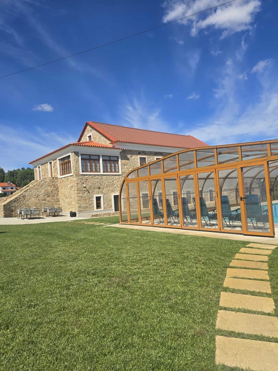 Property building, Off site, Garden, Garden, Balcony/Terrace, Seating area, Swimming pool