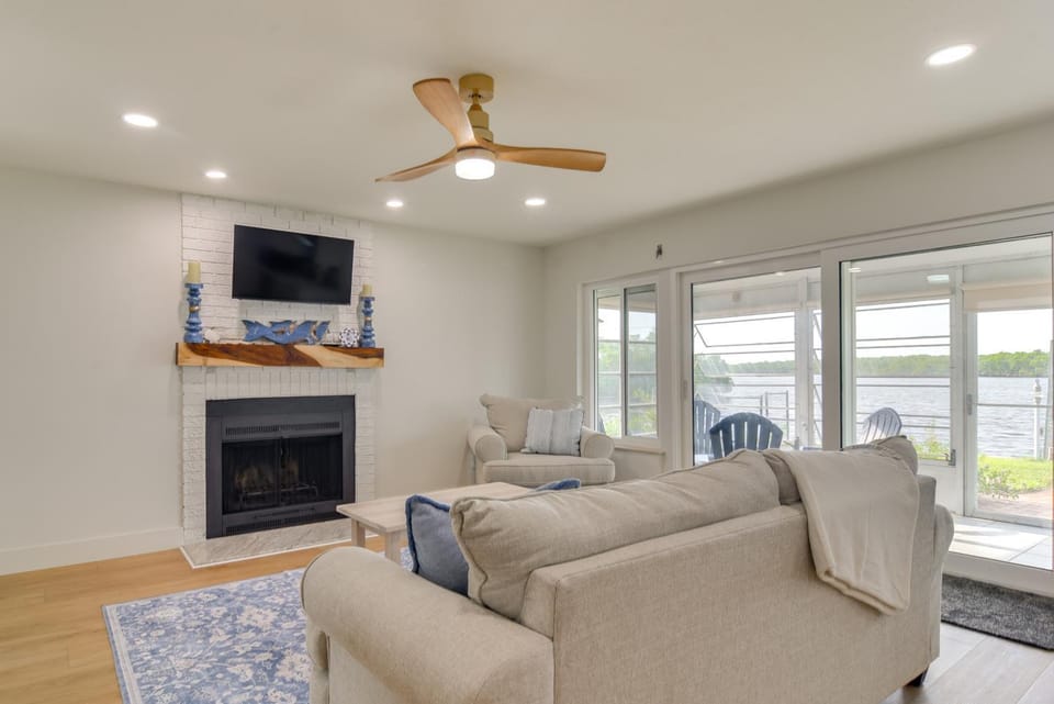 Riverfront Basecamp to Boat | Fish | Chase Sunsets House in Ruskin