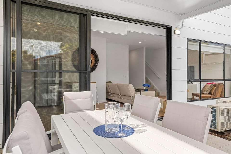 Townhouse in Marks Point House in Lake Macquarie