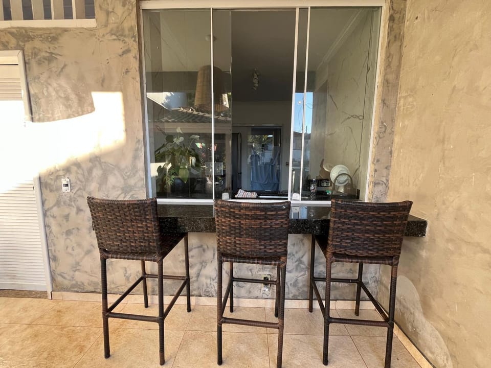 Day, Balcony/Terrace, Seating area, Dining area