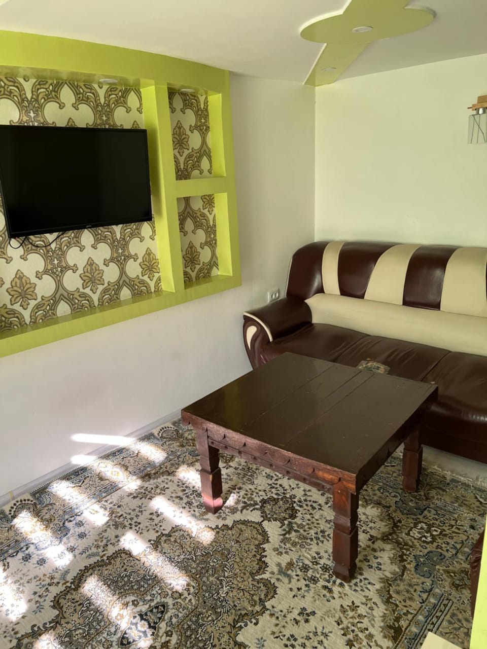 TV and multimedia, Seating area