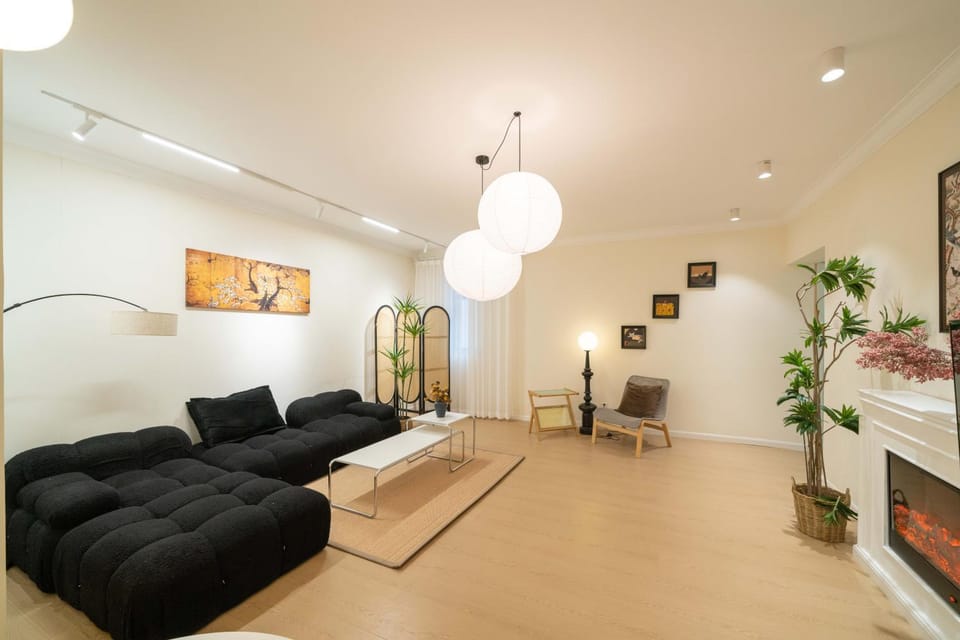 Living room, Seating area