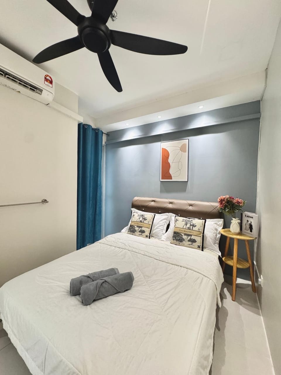 S16-03 Metrocity Square Condominium - 3R2B - 8 Pax Apartment in Kuching