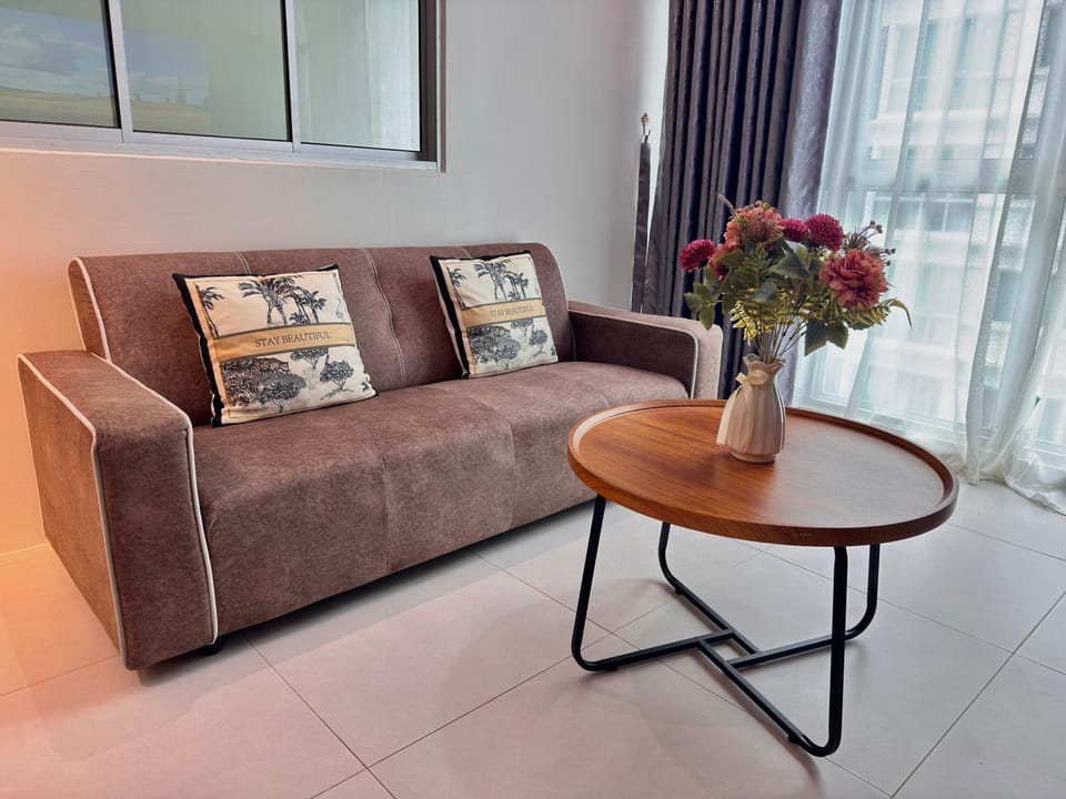 S16-03 Metrocity Square Condominium - 3R2B - 8 Pax Apartment in Kuching