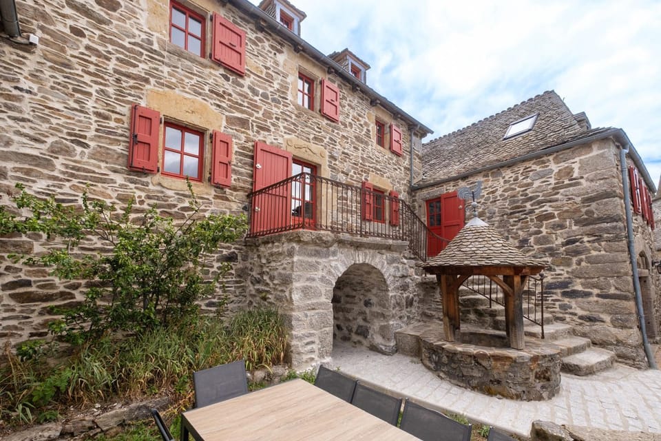 Ensemble maison et grange House in Auvergne-Rhône-Alpes