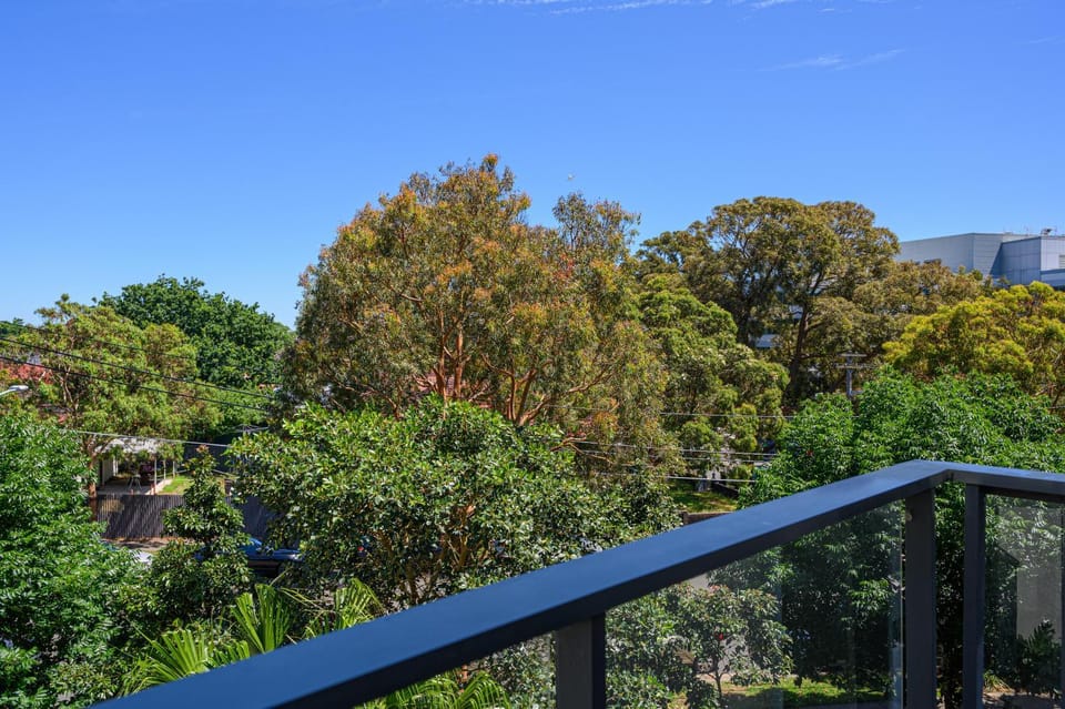 Rosebery Spacious 2Br Apt Near CBD Free Parking Apartment in Sydney