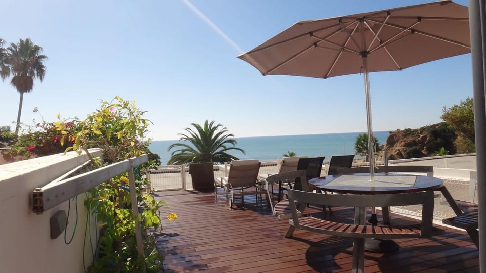 BBQ facilities, View (from property/room), Balcony/Terrace, furniture, sunbed