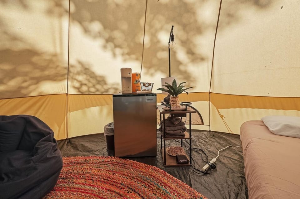 Forest Glamping Retreat with Hot Tub & Fire in Red River Gorge, Wooded with Full Bath House Luxury tent in Kentucky