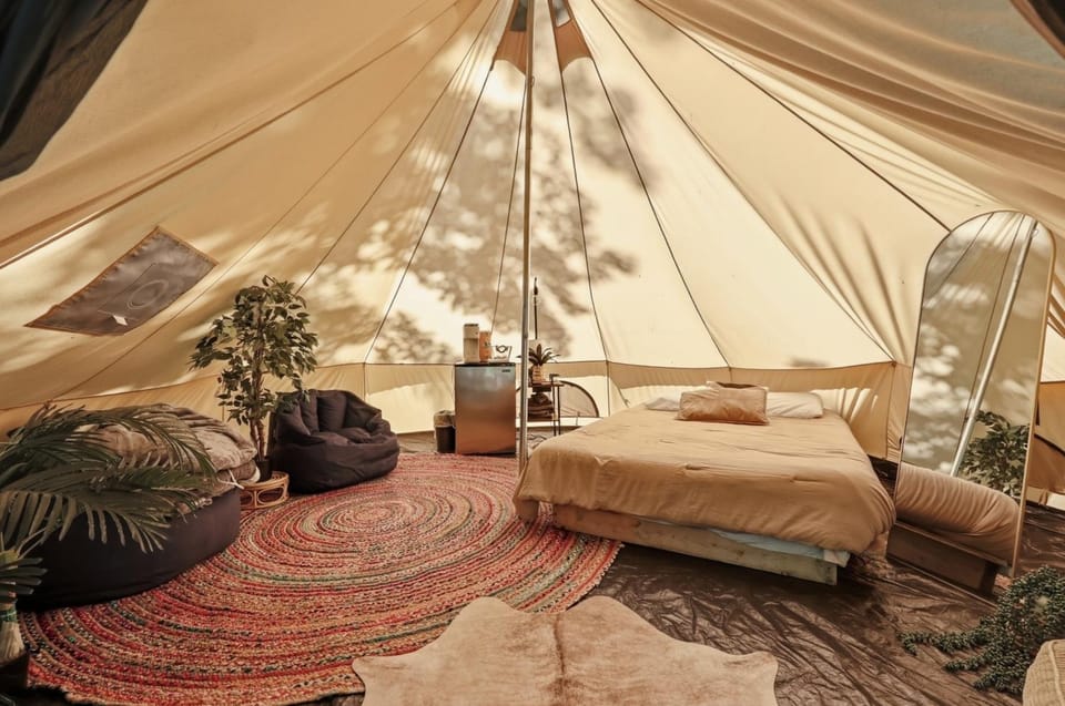 Forest Glamping Retreat with Hot Tub & Fire in Red River Gorge, Wooded with Full Bath House Luxury tent in Kentucky