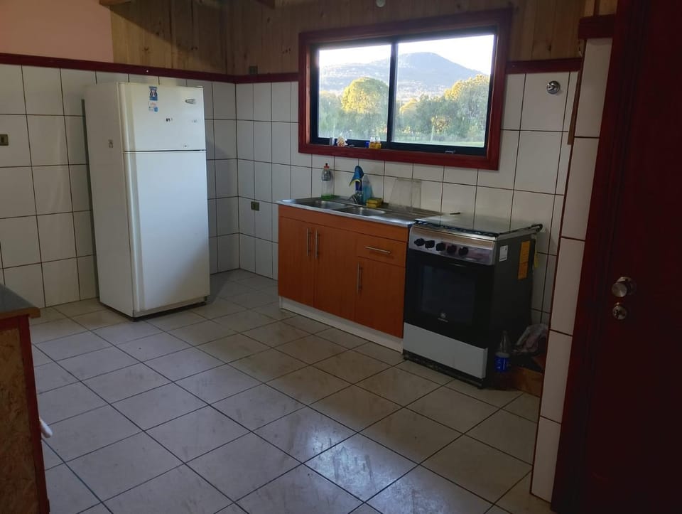 Descanso llafenco House in Pucon