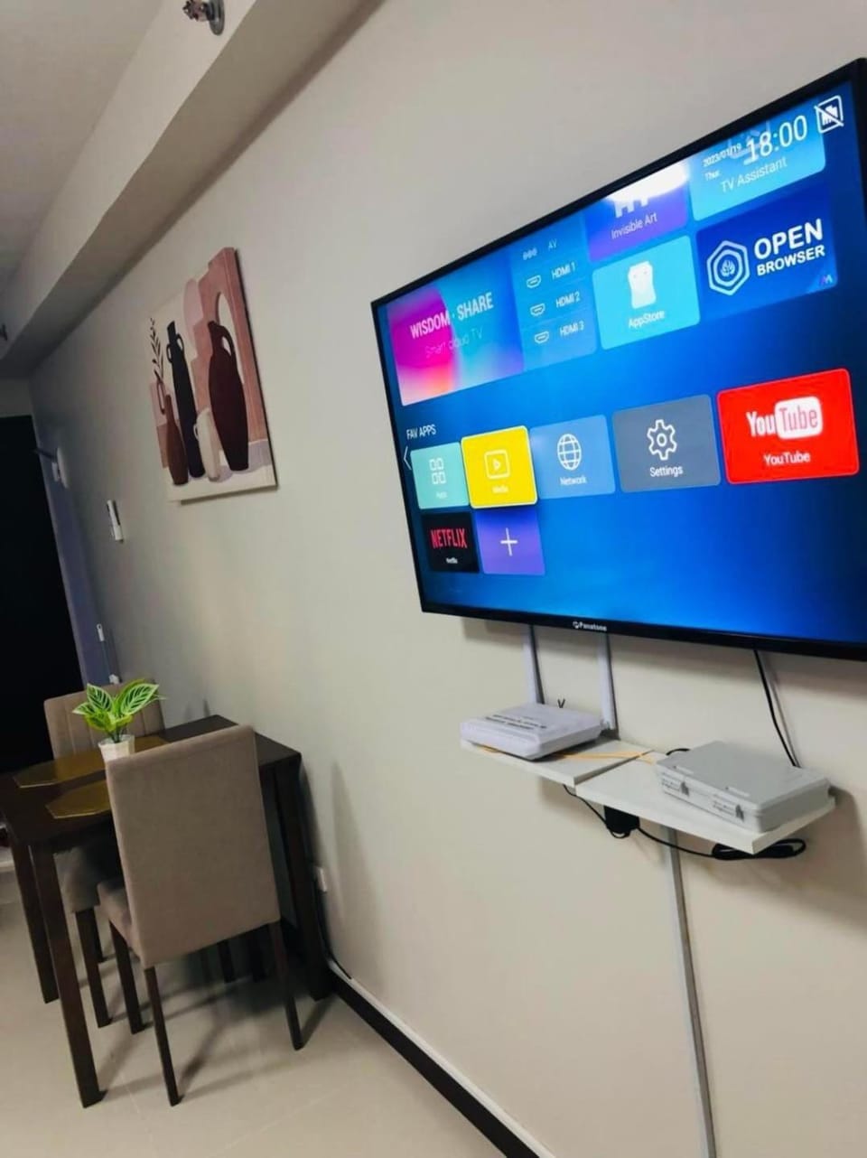 Spacious studio with balcony in Lapulapu Apartment hotel in Lapu-Lapu City