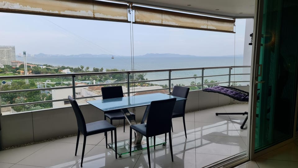 Natural landscape, Balcony/Terrace, Dining area, Mountain view, Sea view