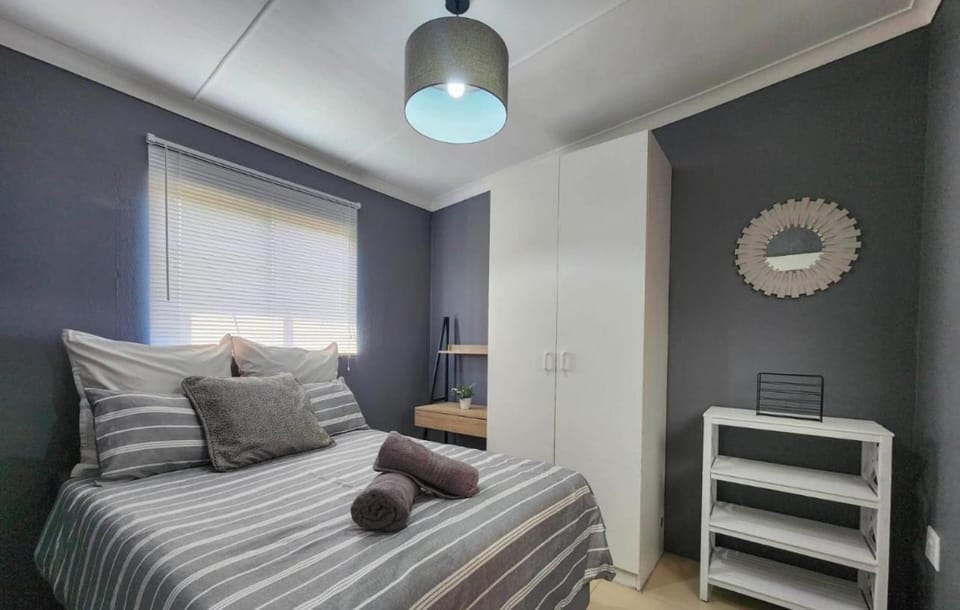 Sealax Cottage Fleurpark House in Cape Town