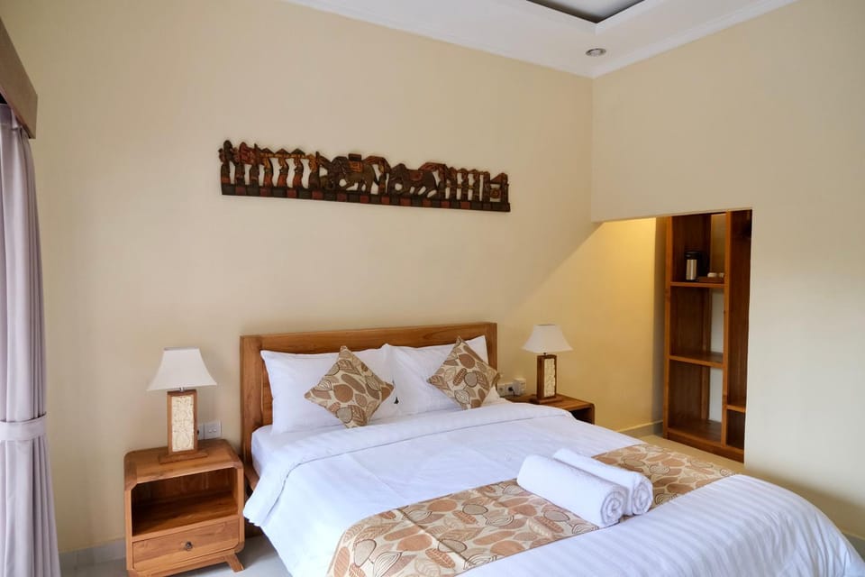 Bed, Photo of the whole room, Bedroom, wardrobe