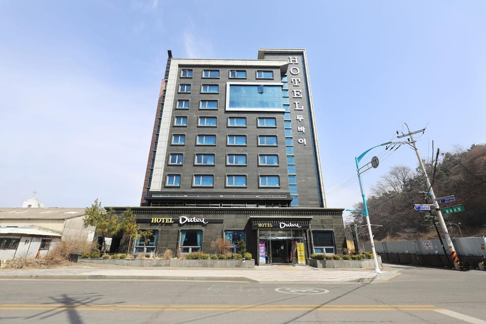 Property building, Day
