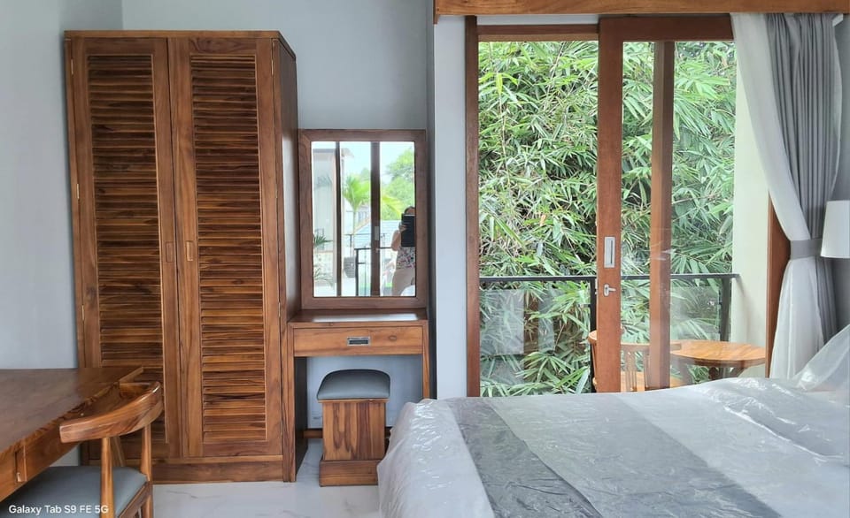 Bed, View (from property/room), Balcony/Terrace, Photo of the whole room, Bedroom