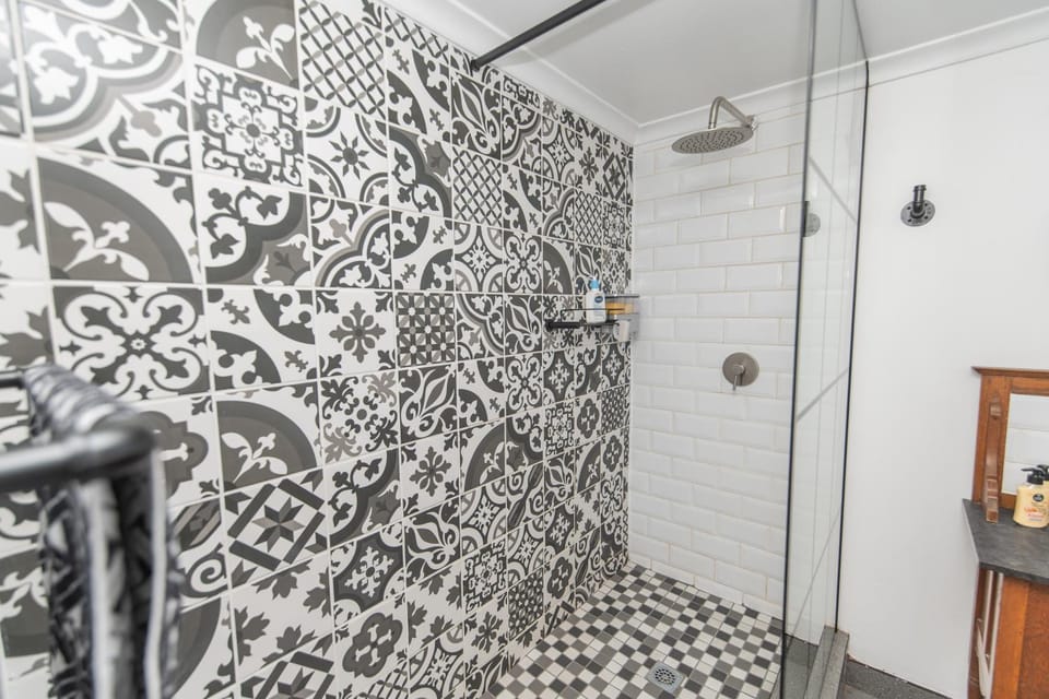 Walmer Haven Loft - Cosy Retreat Bed and Breakfast in Port Elizabeth