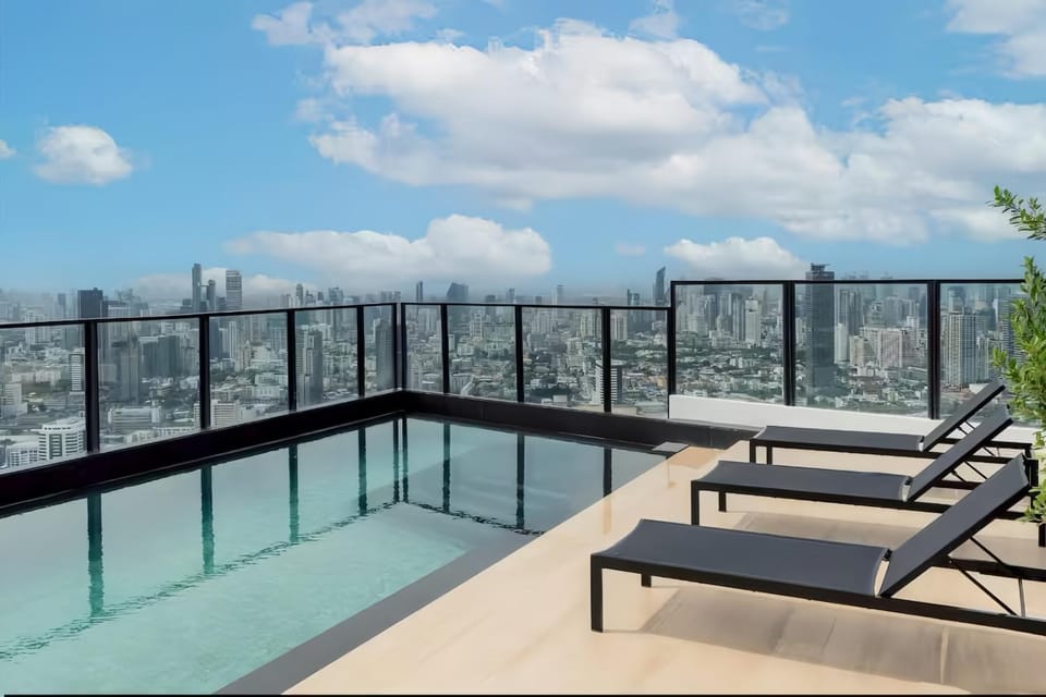 Patio, View (from property/room), Balcony/Terrace, Pool view, Swimming pool, sunbed