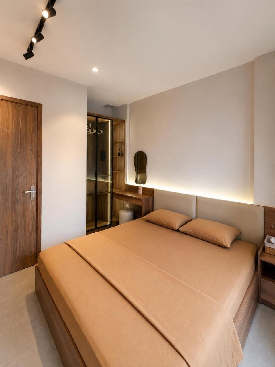 Chill House Spacious 2BR Home near Hoan Kiem and Hanoi Railway Station Apartment in Hanoi