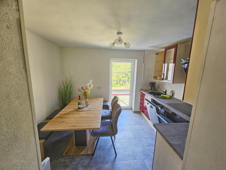 Kitchen or kitchenette, Living room, oven, stove