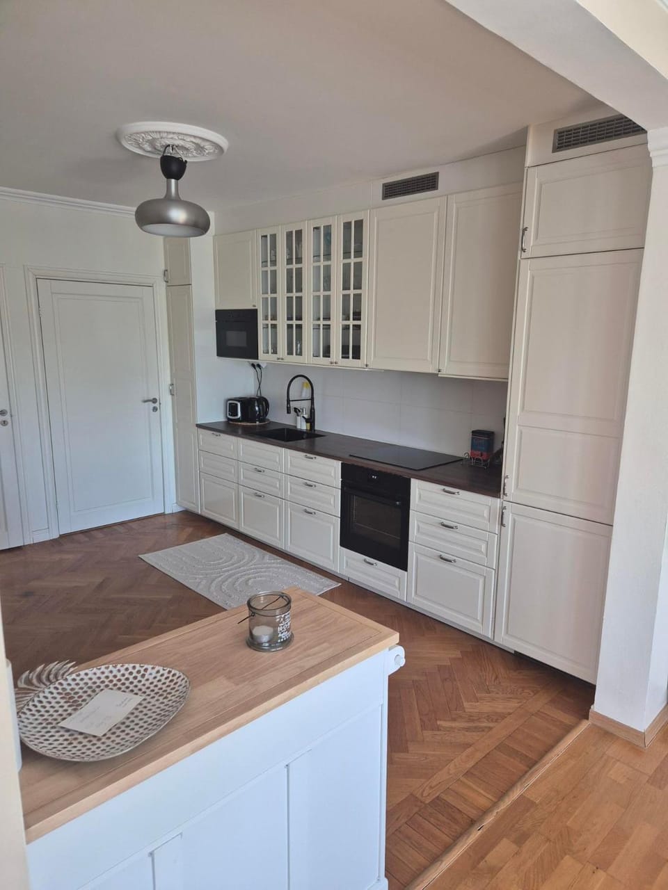 Charmig bottenvåning i Limhamn Apartment in Malmo