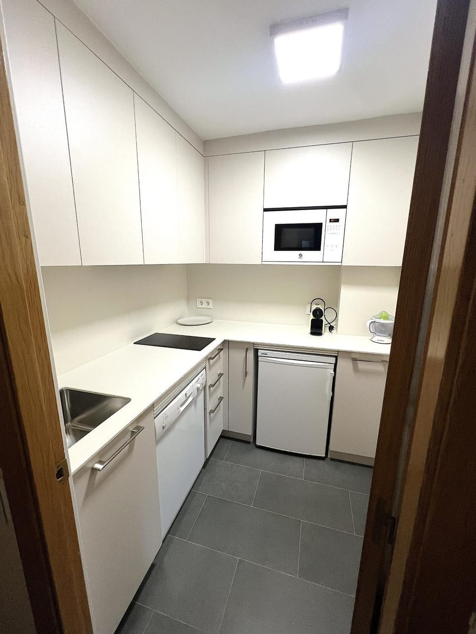 Kitchen or kitchenette, kitchen