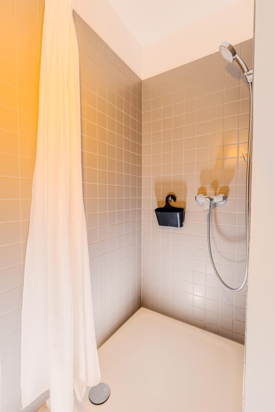 Shower, Bathroom, towels