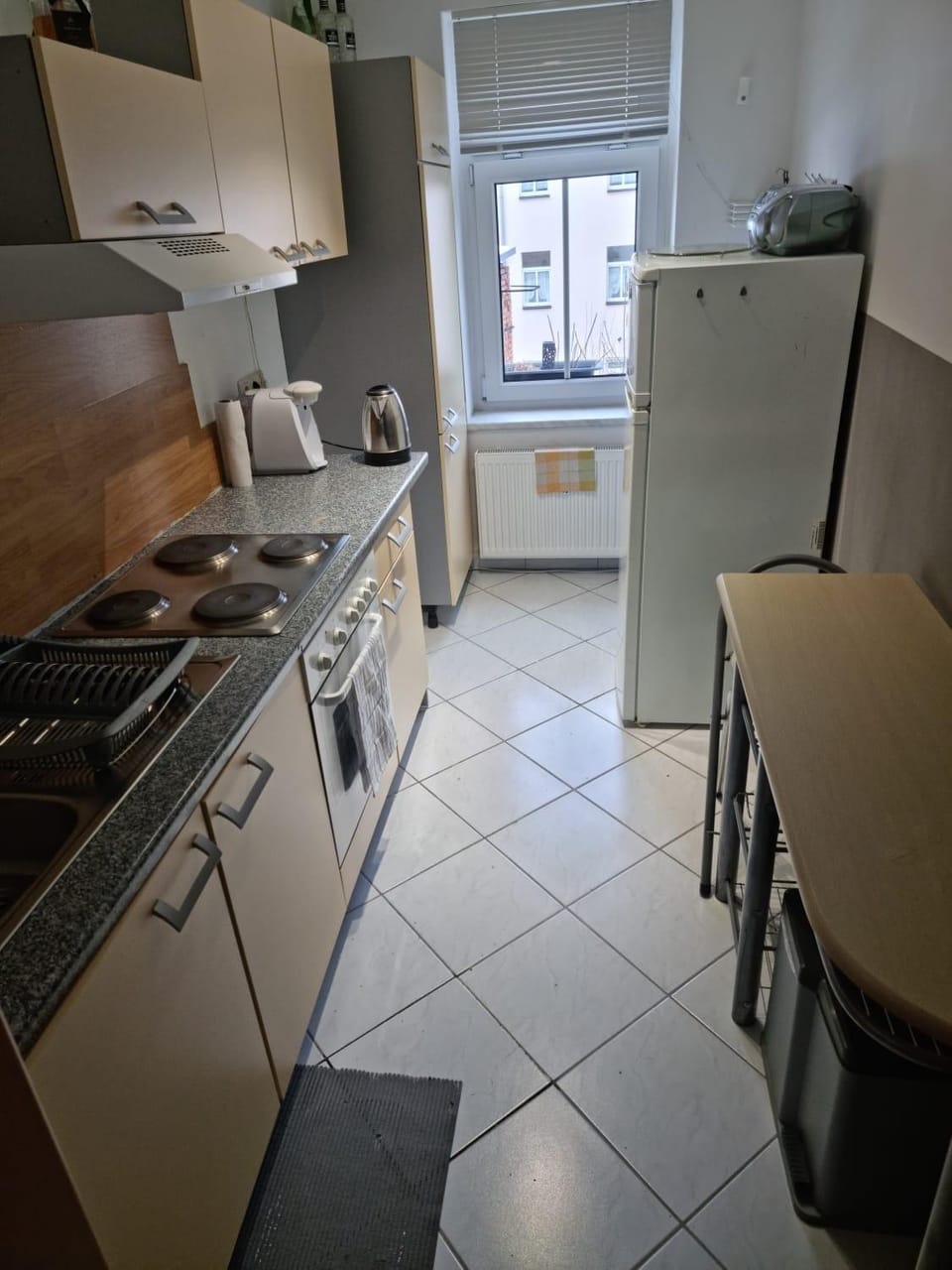 Kitchen or kitchenette, Living room