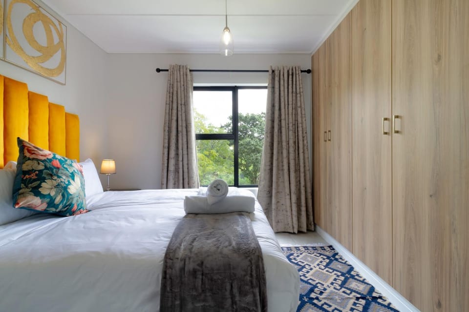 Bedroom, wardrobe