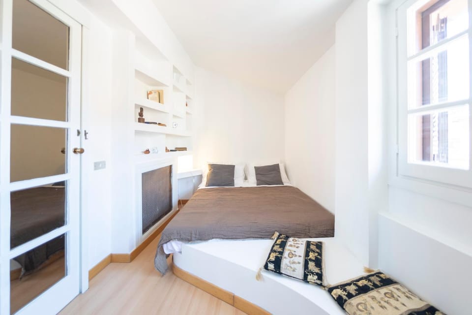 Bed, Bedroom