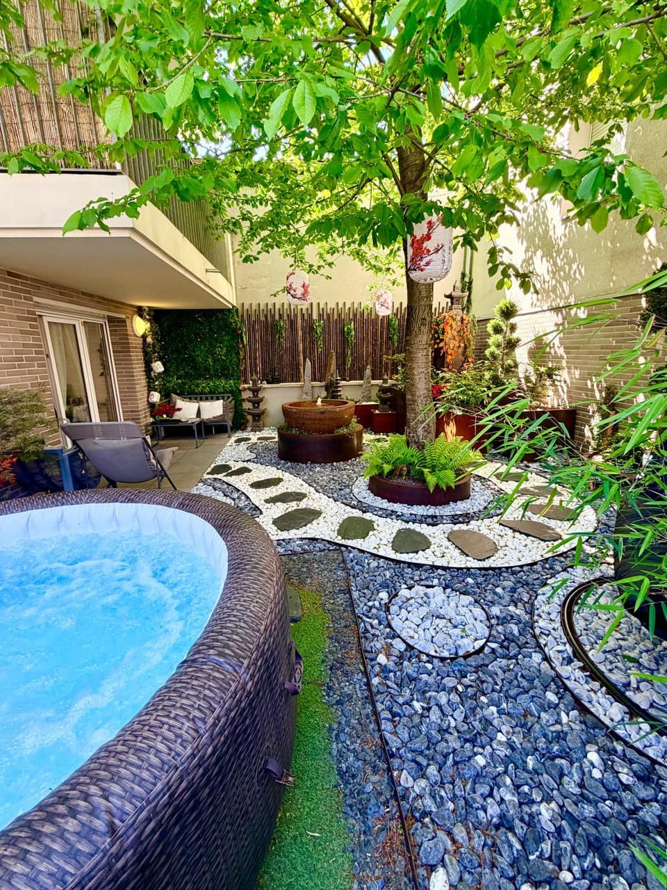 Garden, Swimming pool