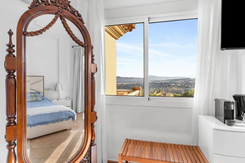 Natural landscape, View (from property/room), Bedroom, Mountain view