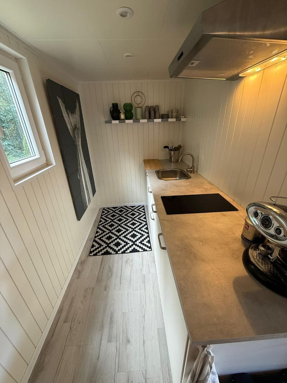 Fijne Stuga op een fraai landgoed Chalet in Sweden