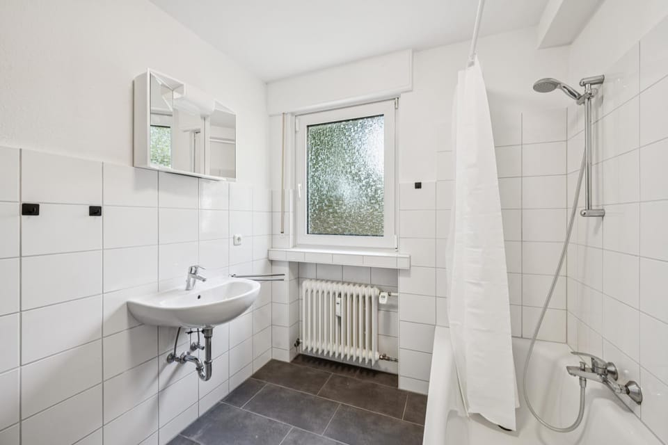 Shower, Bathroom, Bath, towels