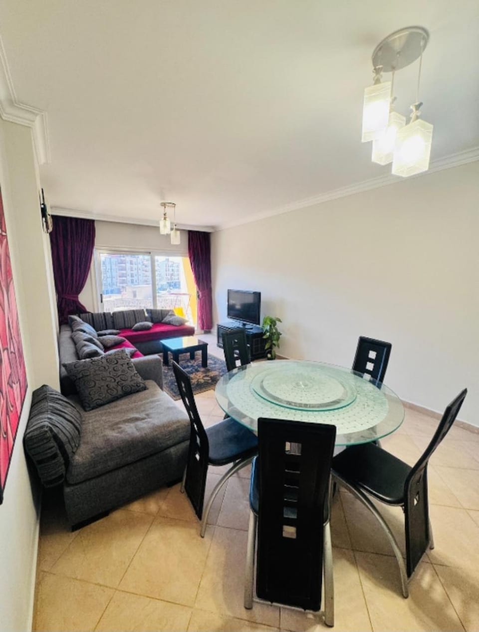 TV and multimedia, Living room, Seating area, Dining area