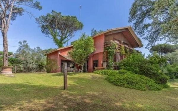 Casa Natura Flassia de 240m2 con piscina privada House in Selva