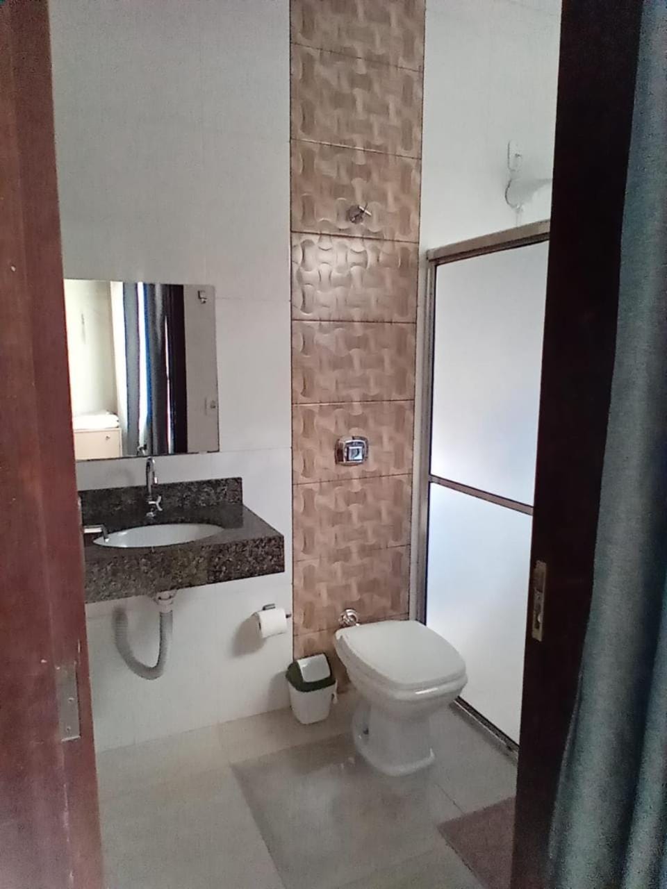 Quarto 1 cama de casal com ar estacionamento Apartment in Sinop