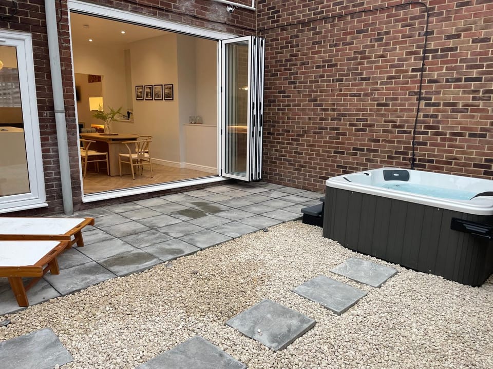 Patio, Balcony/Terrace