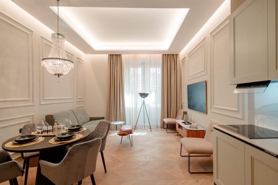 TV and multimedia, Kitchen or kitchenette, Living room, Dining area, kitchen