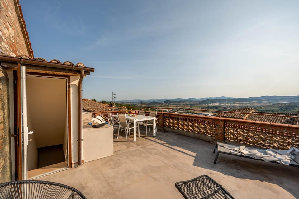 Patio, Day, Natural landscape, View (from property/room), Balcony/Terrace, Mountain view, Sunset