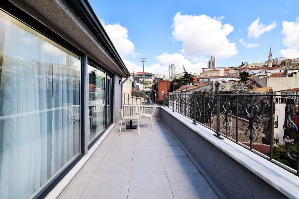 Modern Residence With Elevator at Taksim&Istiklal Apartment in Istanbul
