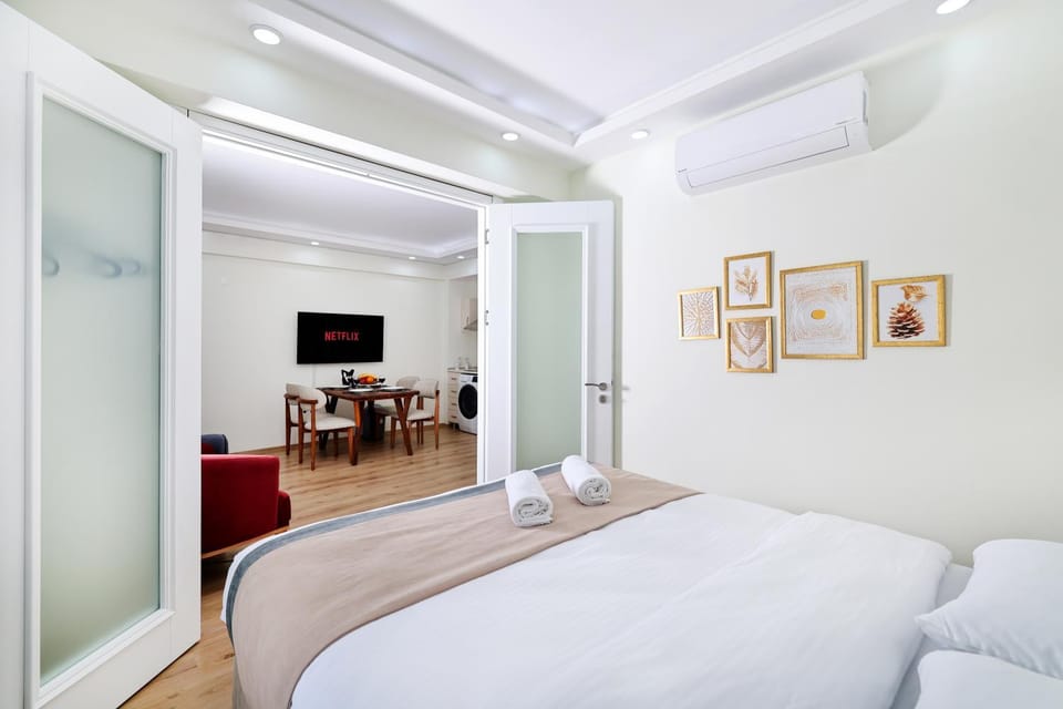 Modern Residence With Elevator at Taksim&Istiklal Apartment in Istanbul