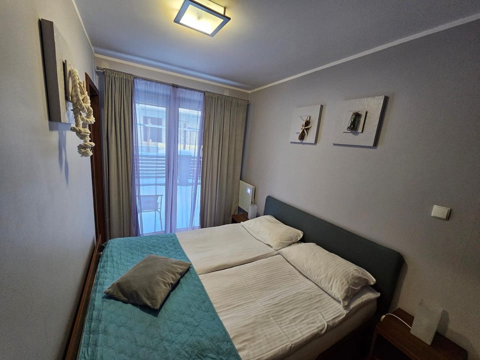 Morska Ballada apartamenty 43-46m2 przy morzu, garaż, basen, sauny, taras Apartment in Pomeranian Voivodeship