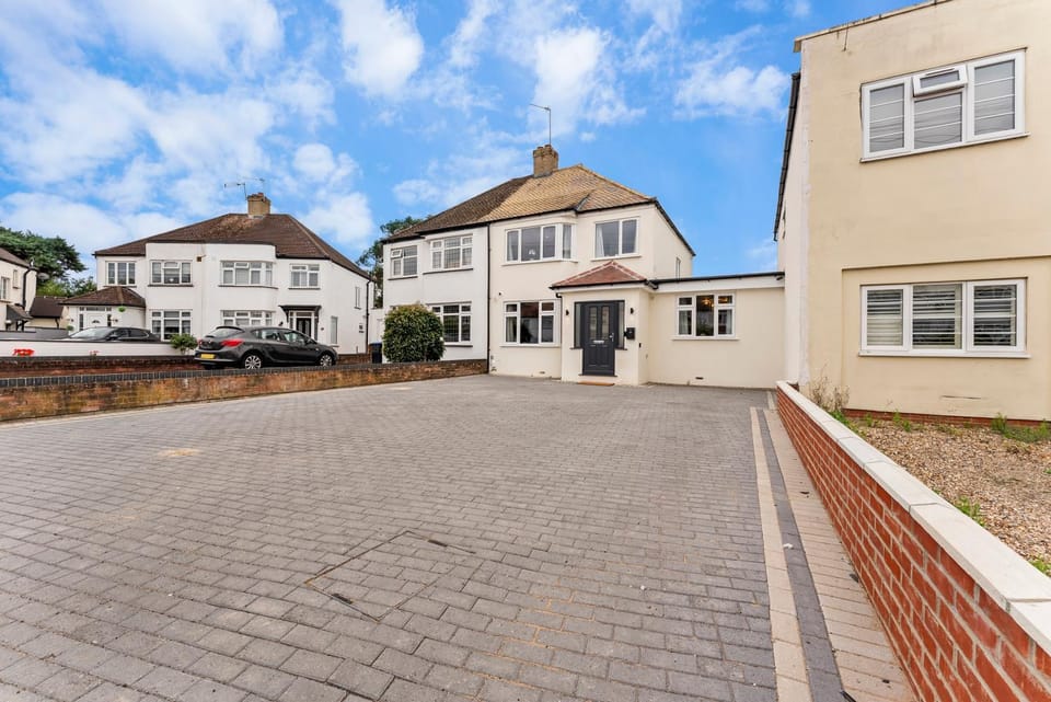 Property building, Street view, Location, Parking