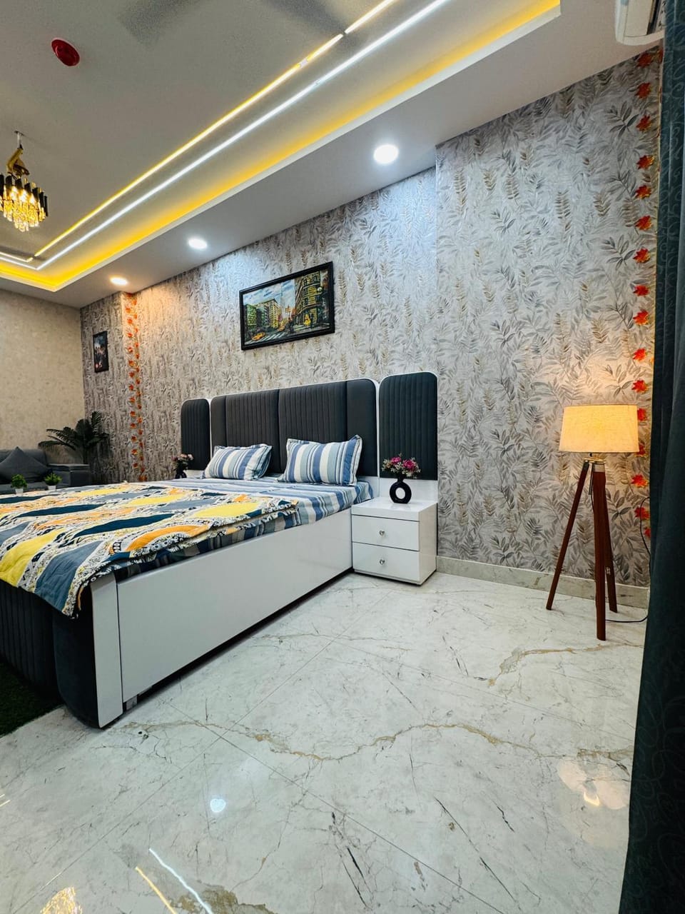 Living room, Bedroom