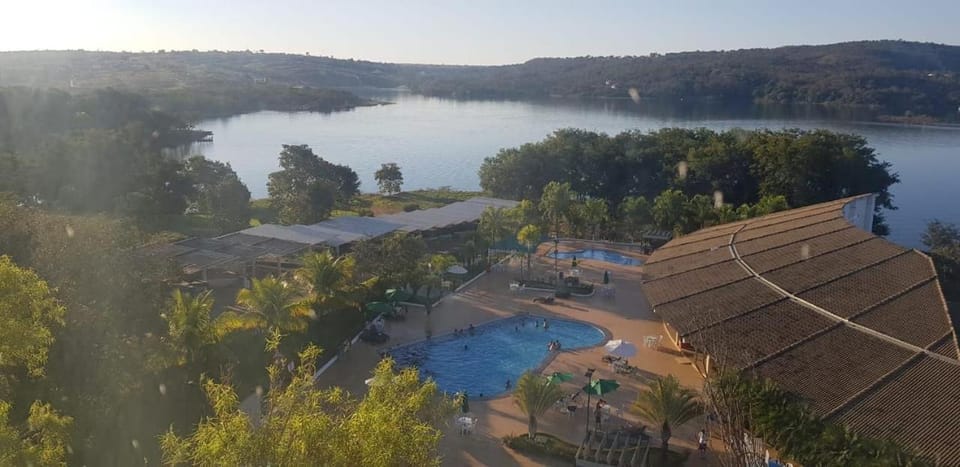 Enseada Nautico beira do lago com piscina aquecida Apartment in State of Goiás