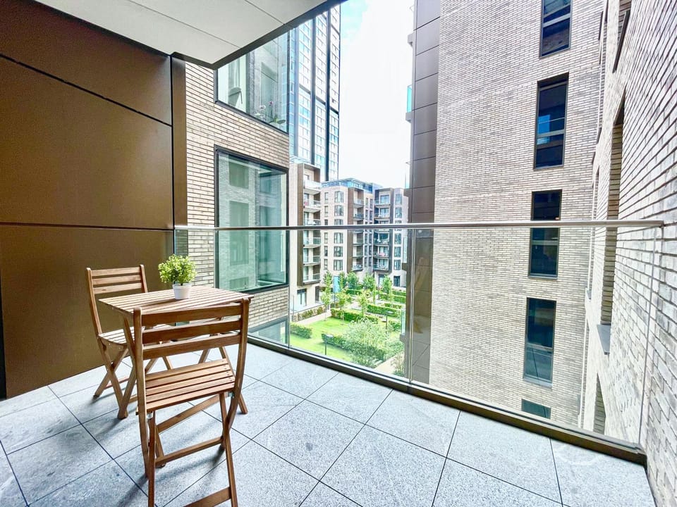 Property building, Day, View (from property/room), Balcony/Terrace, Seating area