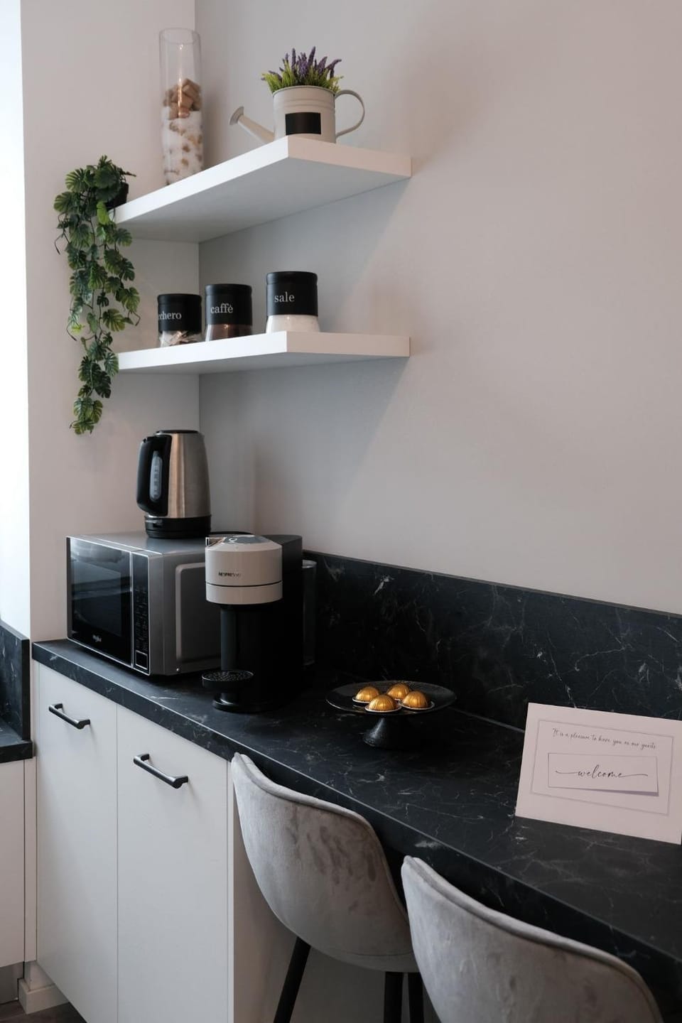 Coffee/tea facilities