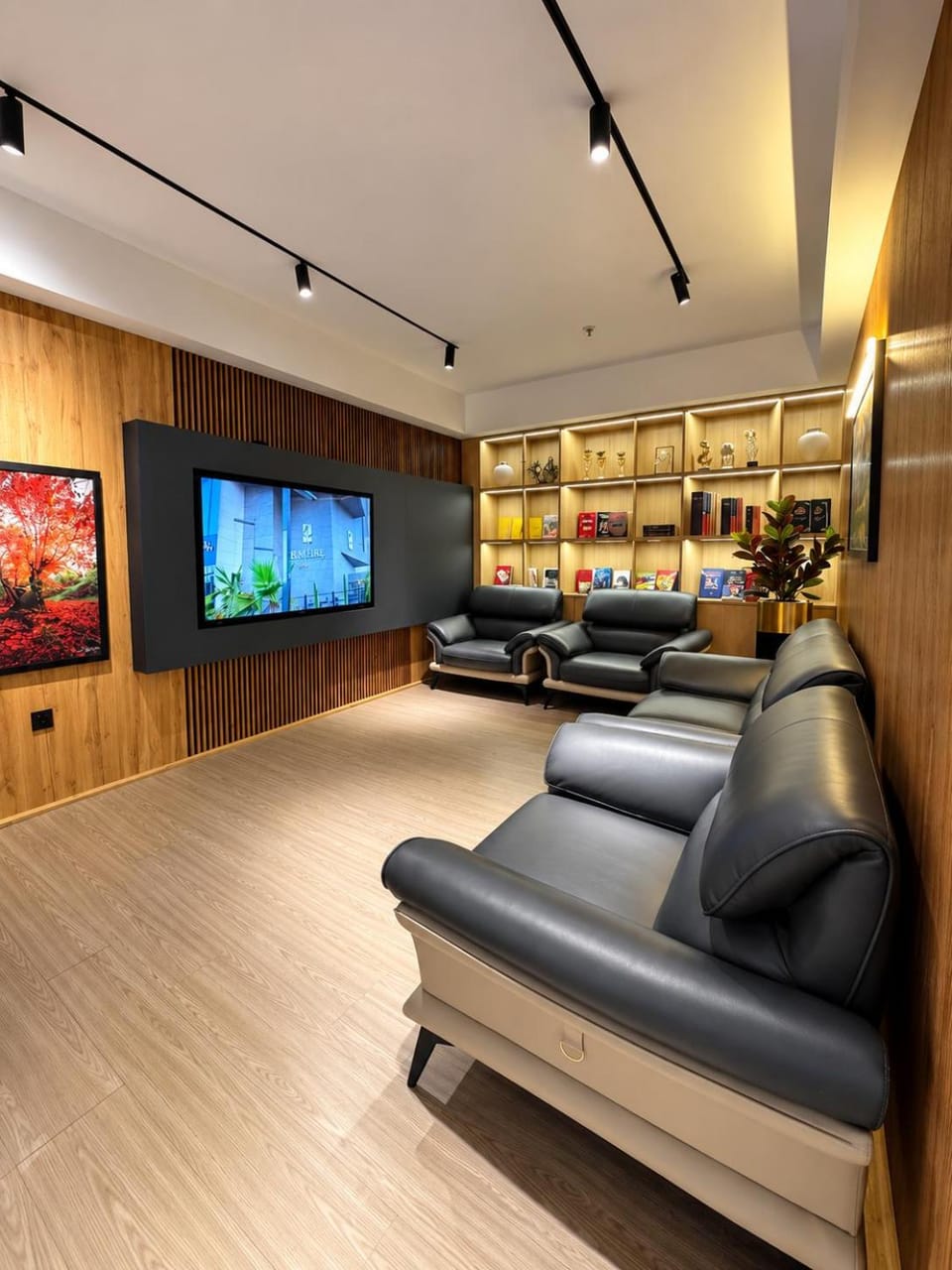 Communal lounge/ TV room, TV and multimedia, Seating area, Evening entertainment